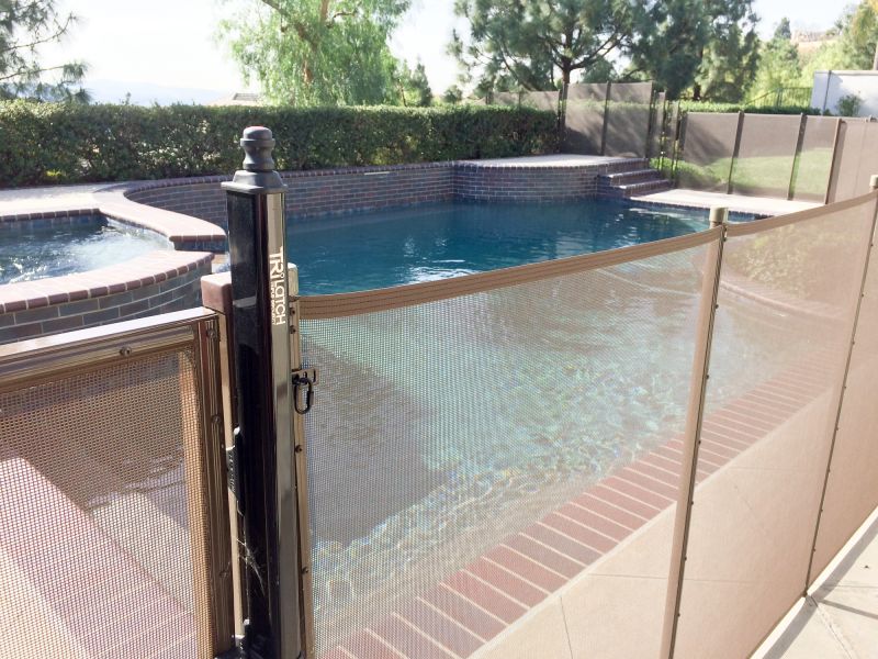 Secure Mesh Pool Enclosure