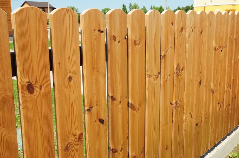 Wood Fence Contractors
